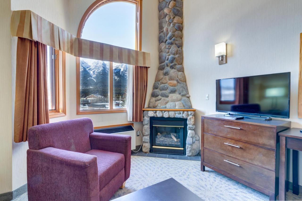 Chateau Canmore Esterno foto