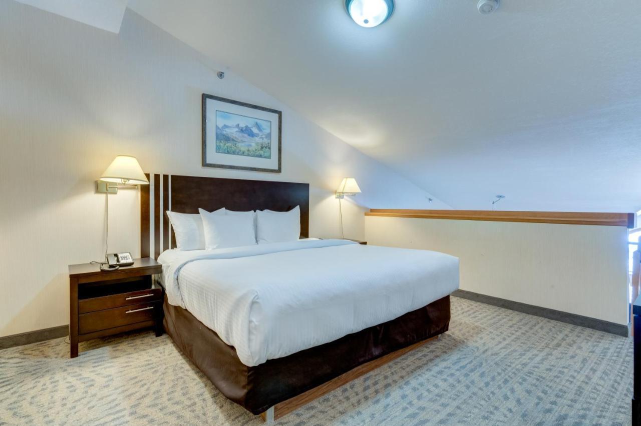 Chateau Canmore Esterno foto